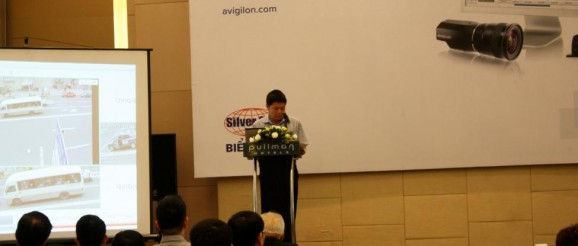 hoi-thao-avigilon-1
